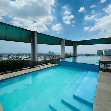 Vinia Infinity Studio 2 Near Malls With Wifi Netflix And Karaoke Manila Exterior photo