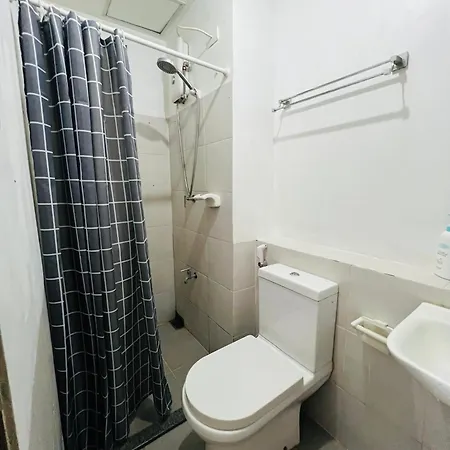 Vinia Infinity Studio 2 Near Malls With Wifi Netflix And Karaoke Manila Exterior photo
